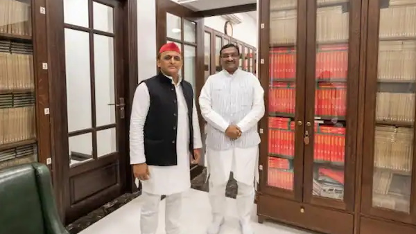 BJP MLA Vinay Shakya and UP minister Dharam Singh Saini resigns from BJP BJP MLA Vinay Shakya and UP minister Dharam Singh Saini resigns from BJP