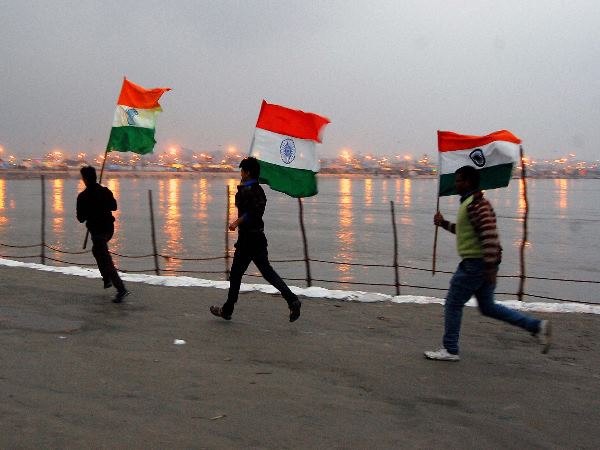 क्या है तिरंगा फहराने का नियम? क्या है तिरंगा फहराने का नियम?