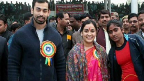  Highschool Sweethearts कहलाते हैं अपर्णा और प्रतीक