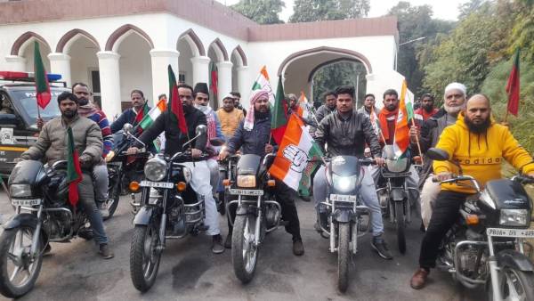 'पंजाब की जनता को गुमराह कर रही AAP'