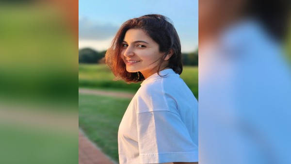 ग्लोइंग स्किन देखकर दीवाने हुए फैंस