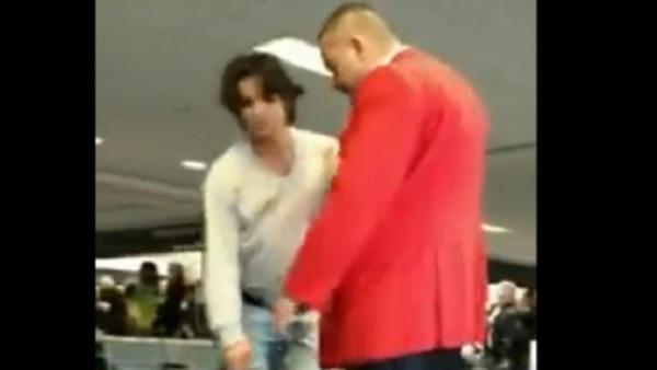 आर्यन खान ने नशे की हालत में एयरपोर्ट पर की पेशाब?