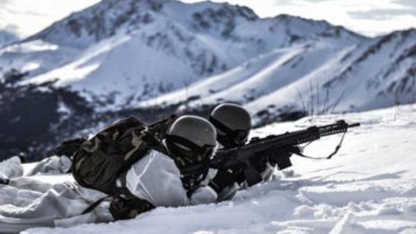 राष्ट्रपति कोविंद ने थपथपाई पीठ