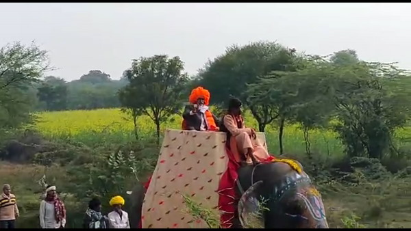  शर्मा के प्रयासों में उच्च माध्यमिक विद्यालय बना