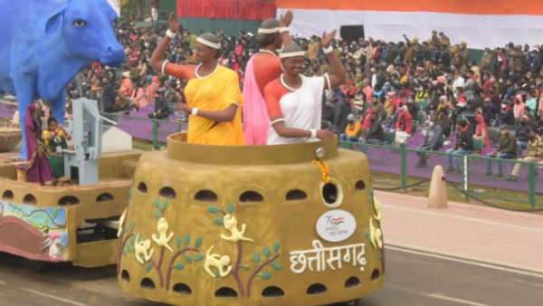 इस साल केवल 12 राज्यों की झांकी 