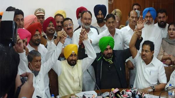 जगरांव सीट के लिए टिकट के कई दावेदार जगरांव सीट के लिए टिकट के कई दावेदार