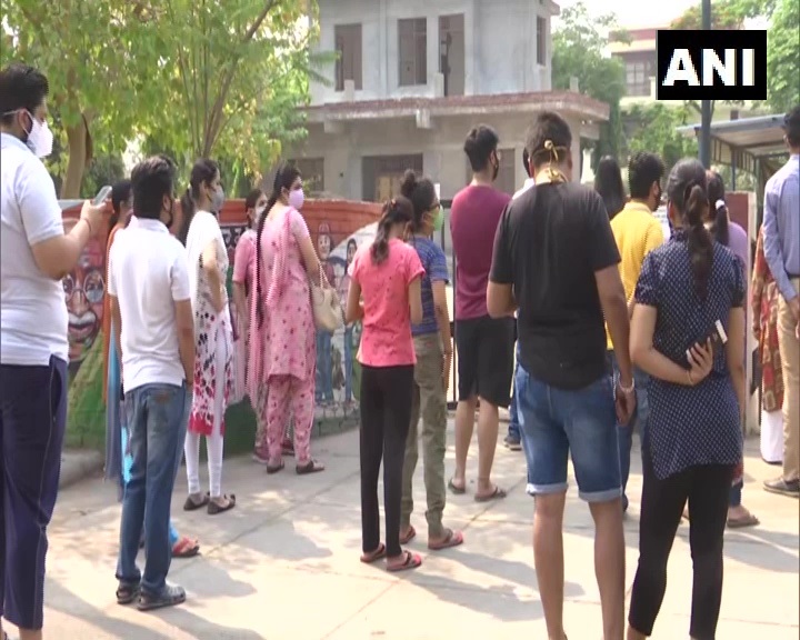 Gujarat Coronavirus breakout: now both doses of vaccine are mandatory for entry in all government offices