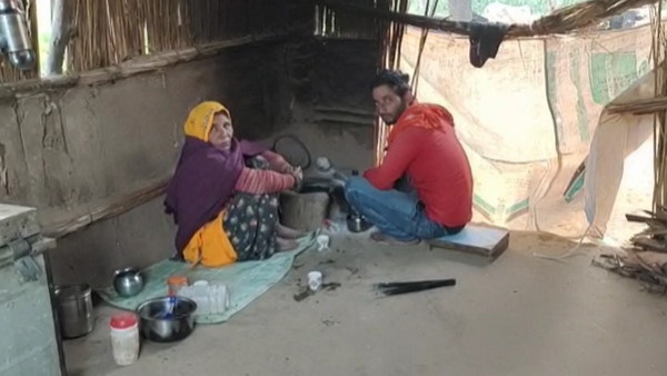 पैसे जमा कराने के लिए कई बार नोटिस दिए पैसे जमा कराने के लिए कई बार नोटिस दिए