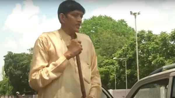 लंबा कद कई बार बन चुका है बाधा