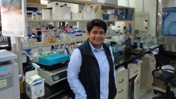 कनाडा में भी काम कर चुकी हैं बुशरा