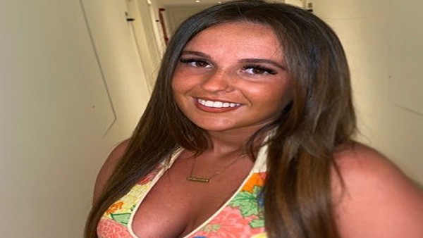 एश्ले की पोस्ट पर आ रहे मजेदार कमेंट