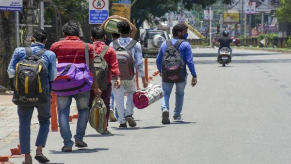 नौकरियों के अवसर में भारी गिरावट !