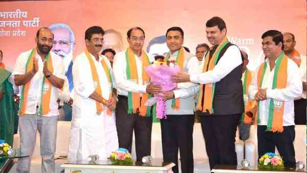 गोवा में पहले भंडारी मुख्यमंत्री रवि नाइक बने थे