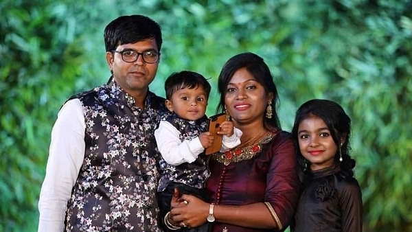 अब तक बहुत से लोग अमेरिका जाकर बस चुके