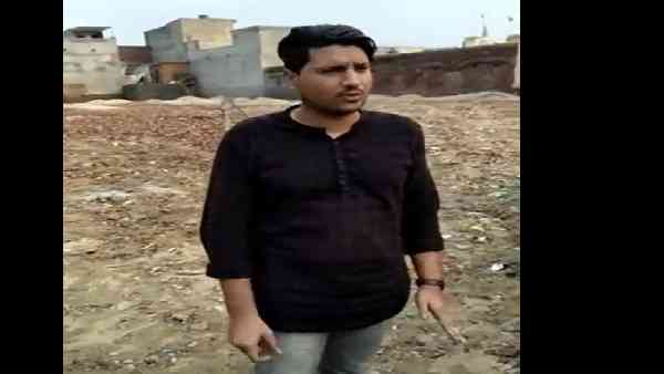 सपा उम्मीदवार के लिए कर रही हैं प्रचार