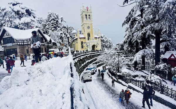 शिमला, मनाली ने सफेद कंबल पहना