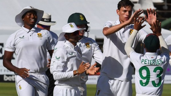 विदेशी सरजमीं पर लगातार हुए हैं फ्लॉप