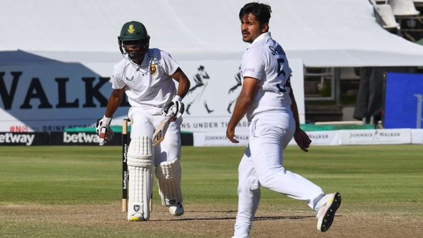 बुमराह-शमी को नहीं मिला अन्य गेंदबाजों को साथ