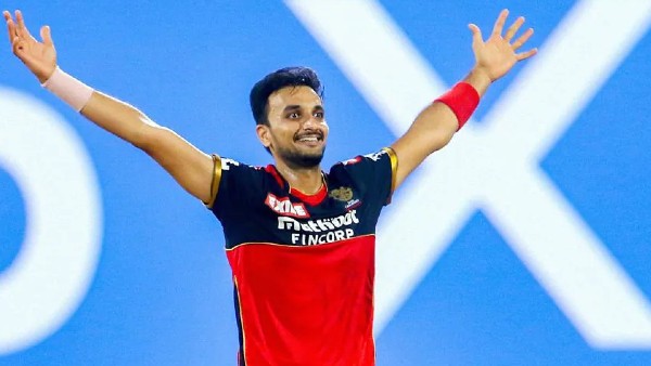 टॉप 5 में भी शामिल नहीं हैं हर्षल-शार्दुल