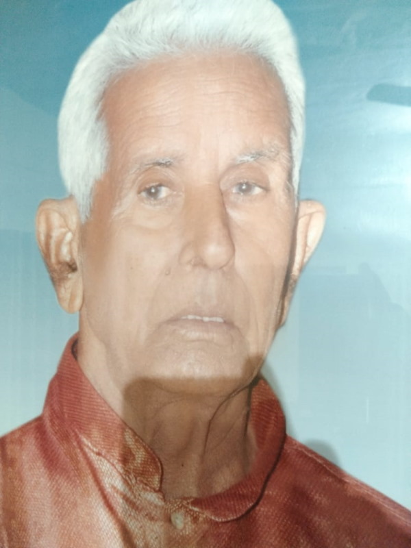 LBSNAA में ट्रेनिंग के दौरान प्रीति के परिजनों से मिले विकास LBSNAA में ट्रेनिंग के दौरान प्रीति के परिजनों से मिले विकास