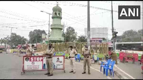 जिन्ना टावर पर तिरंगा फहराने से पुलिस ने रोका