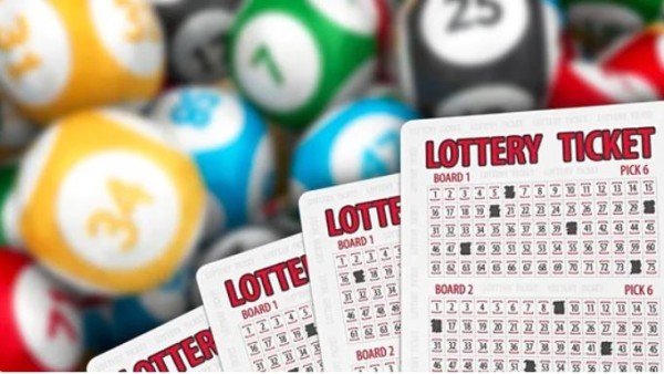 लौरा बोलीं मुझे भरोसा नहीं हो रहा था कि मैंने लॉटरी जीत ली है