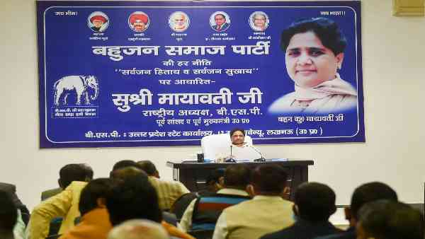 'हमारी अमीर उद्योगपतियों की पार्टी नहीं है' 'हमारी अमीर उद्योगपतियों की पार्टी नहीं है'