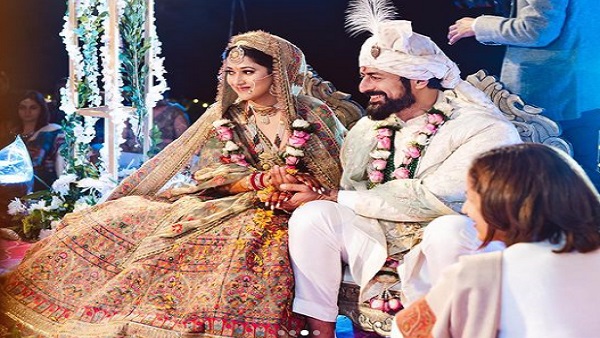 बॉलीवुड हस्तियों और फैंस ने दी बधाई