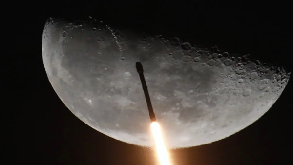 चांद से टकराने वाला है एलन मस्क का भटका हुआ रॉकेट