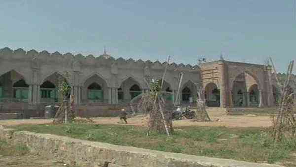 मस्जिदों और मदरसों की संख्या में भारी बढ़ोतरी