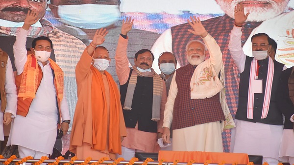 narendra modi and CM Yogi narendra modi and CM Yogi