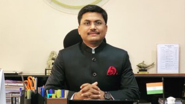 आईएएस अधिकारी ने शेयर किया पोस्ट