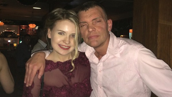 न्यू ईयर की रात ब्वॉयफ्रेंड की शर्मनाक हरकत न्यू ईयर की रात ब्वॉयफ्रेंड की शर्मनाक हरकत