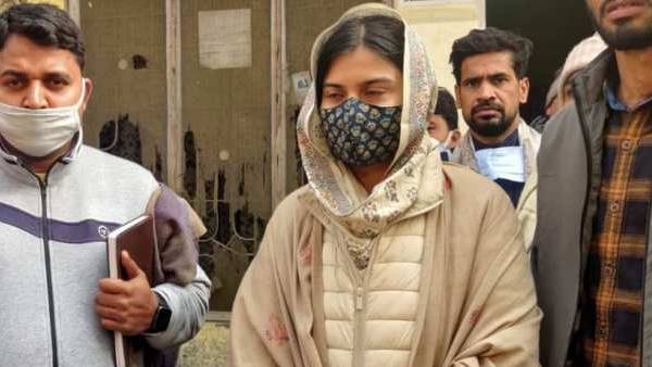 इकरा हसन: विधायक भाई जेल में इकरा हसन: विधायक भाई जेल में