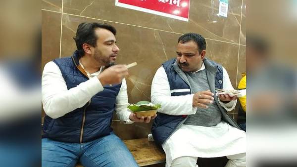 चाट के शौकीन जयंत चौधरी