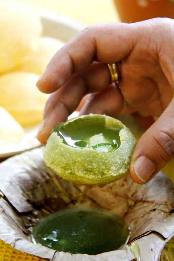 The boy who was eating Pani Puri Golgappa, was beaten by youths; Lost his life in Jaipur The boy who was eating Pani Puri Golgappa, was beaten by youths; Lost his life in Jaipur