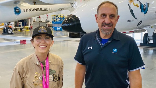 दुनिया को नापने वाले सबसे कम उम्र की महिला