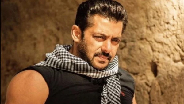 इंटरव्यू में सलमान को किया अपमानित 