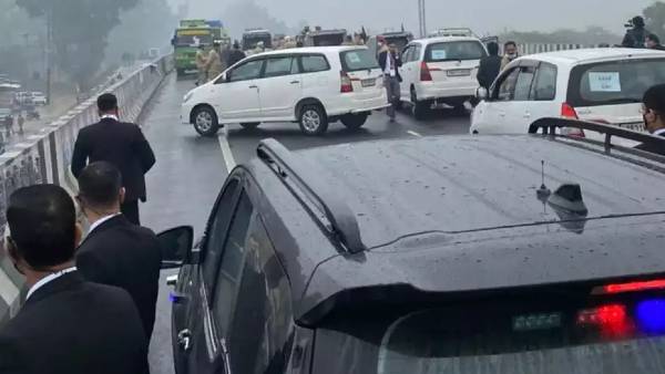 पंजाब सरकार के खिलाफ़ खोला मोर्चा 