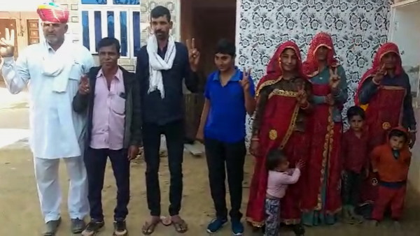  लोग हंसते थे, पूजा नहीं रुकी