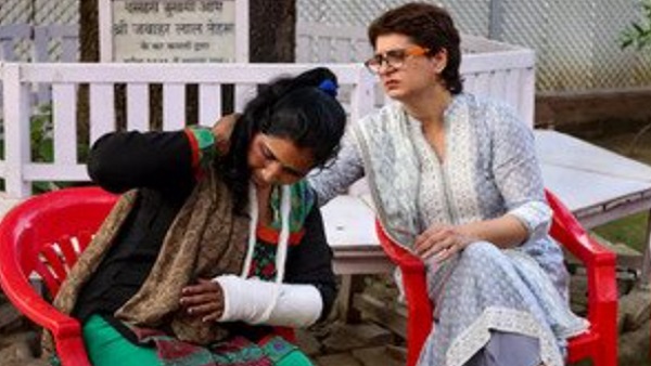 पूनम पांडेय को हिरासत में लेकर दर्ज किया गया था केस