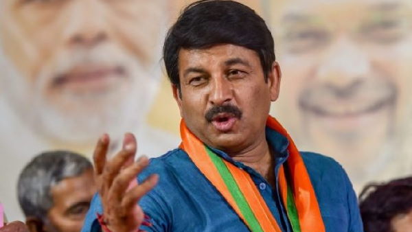 गाने में विपक्ष पर निशाना
