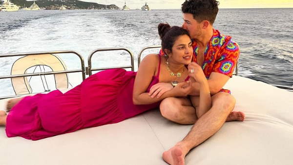 निक की बांहों में कुछ यूं नजर आईं प्रियंका