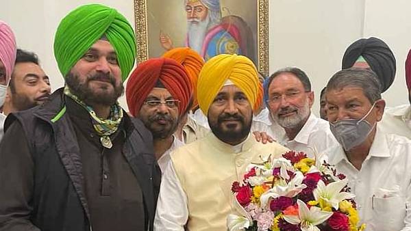 किस आधार पर चुना गया CM उम्मीदवार ?