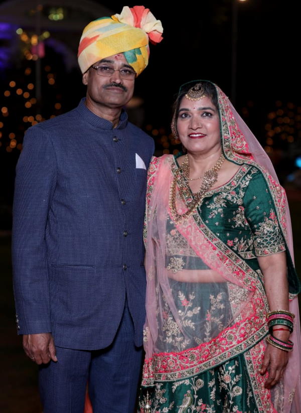  पांच बेटियों के माता-पिता का इंटरव्यू