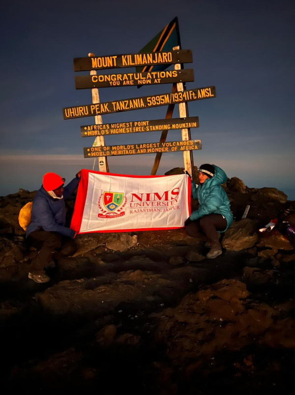 चार पर्वतों की चढ़ाई कर चुकी है चार पर्वतों की चढ़ाई कर चुकी है