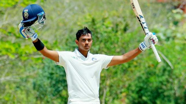 3. राजवर्धन एस हैंगरगेकर