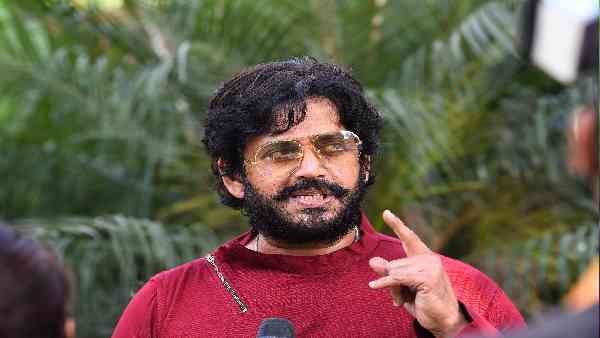 रवि किशन गा चुके हैं- 'यूपी में सब बा'