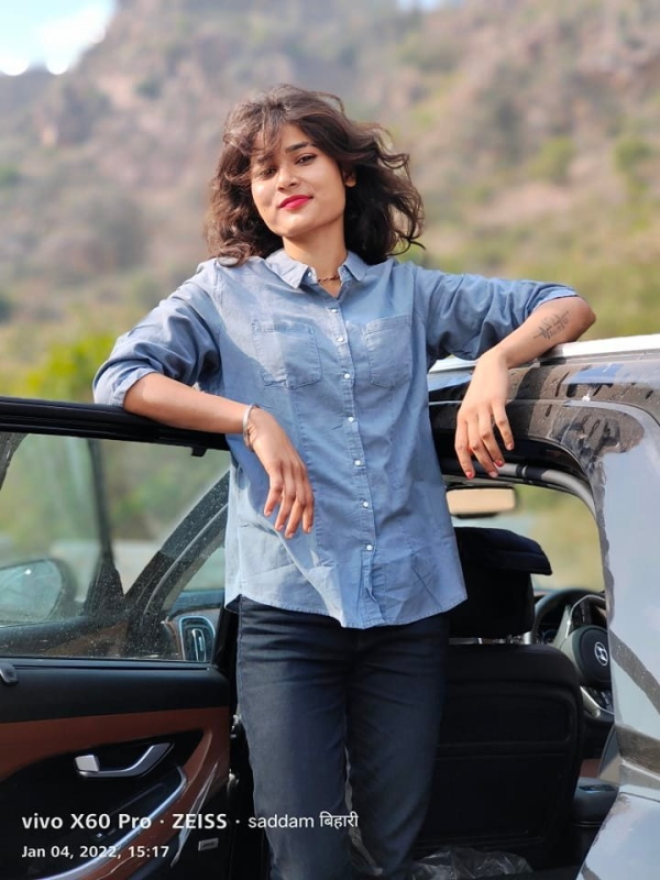 बॉयफ्रेंड अनुराज भी बदमाश बॉयफ्रेंड अनुराज भी बदमाश