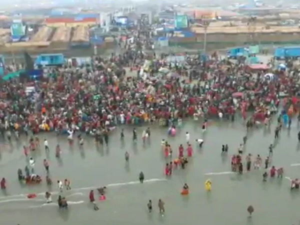 people gathering in Gangasagar Mela